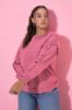Picture of Pulover dugih rukava širokog kroja s ukrasnim gumbima u obliku srca - pink tamna